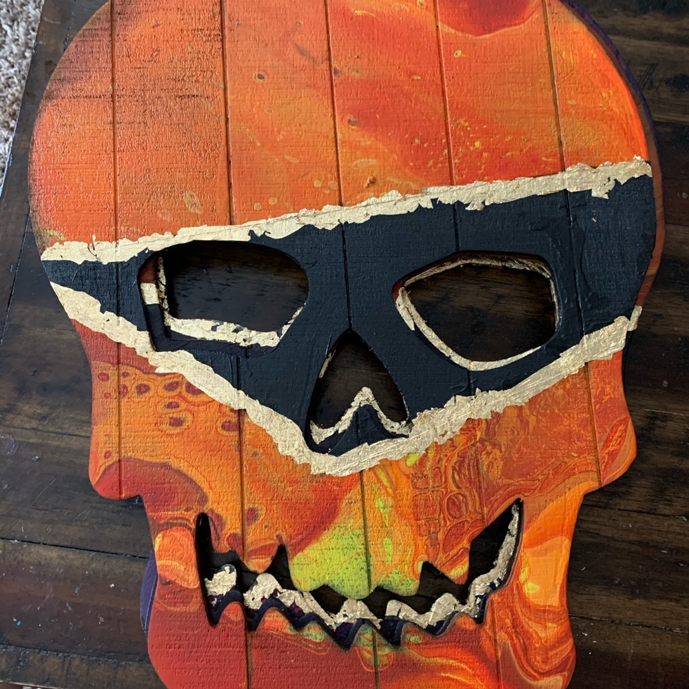 Painted Wood Skulls!!